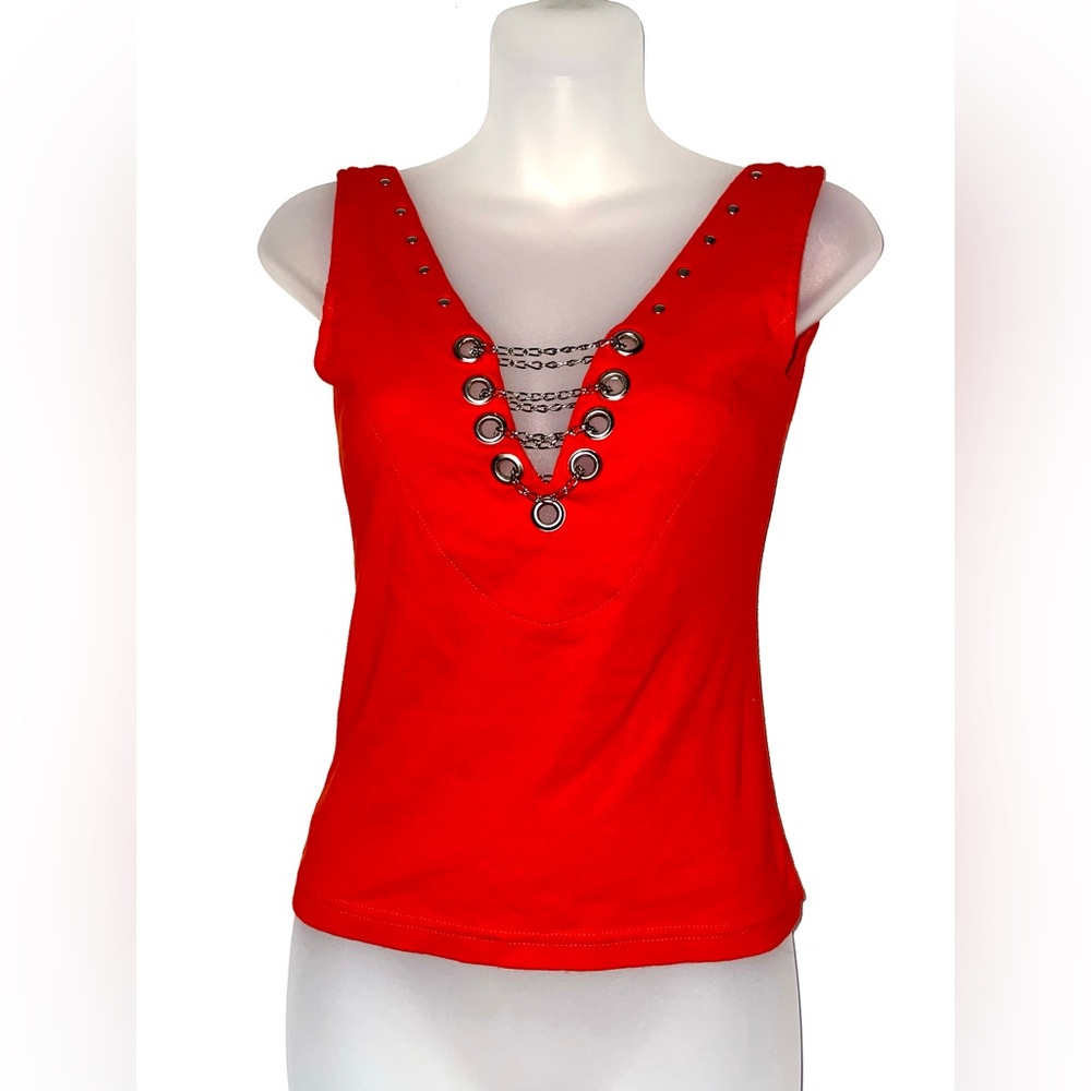 Chained tank top